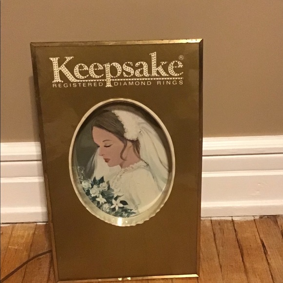Rare 1940s Keepsake Diamonds Advertising Sign - Picture 4 of 6